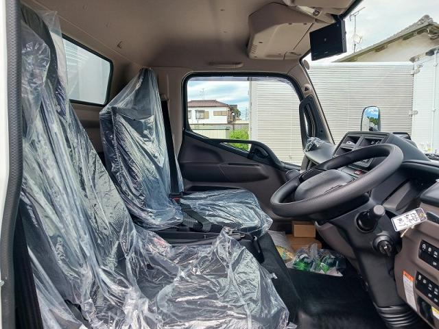 Mitsubishi Fuso Canter 7