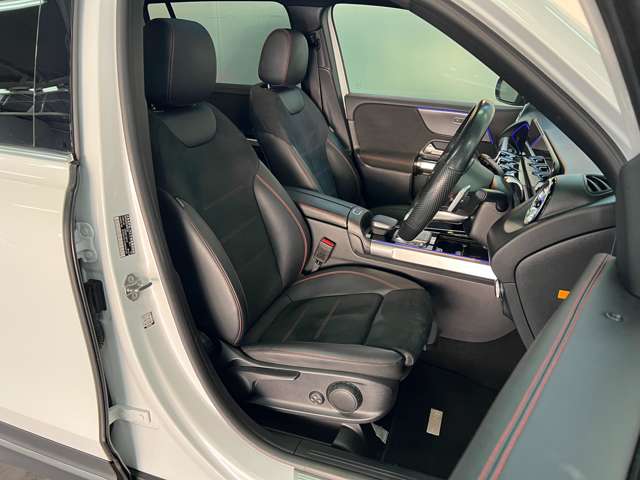 Mercedes-Benz GLB 7