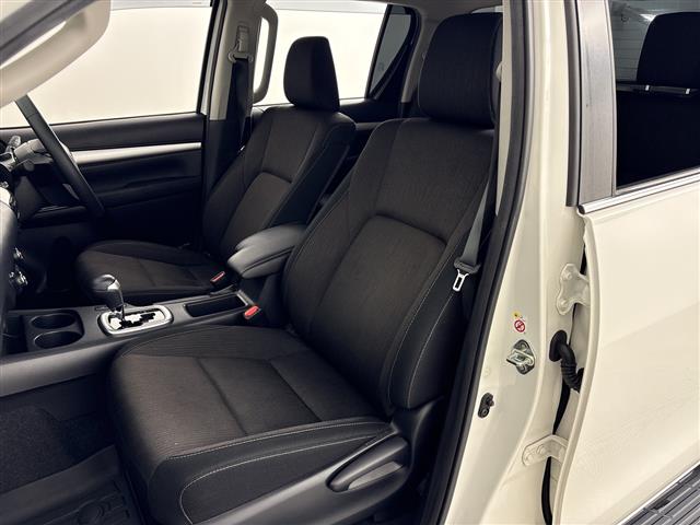 Toyota Hilux 12
