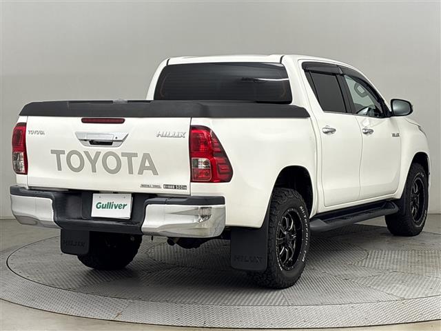 Toyota Hilux 6