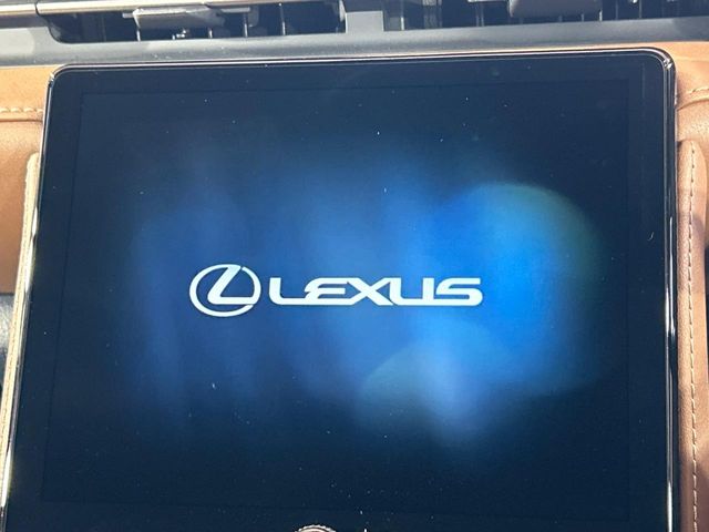 Lexus LBX 3