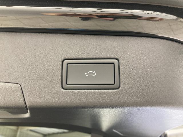 Volkswagen ID.4 9