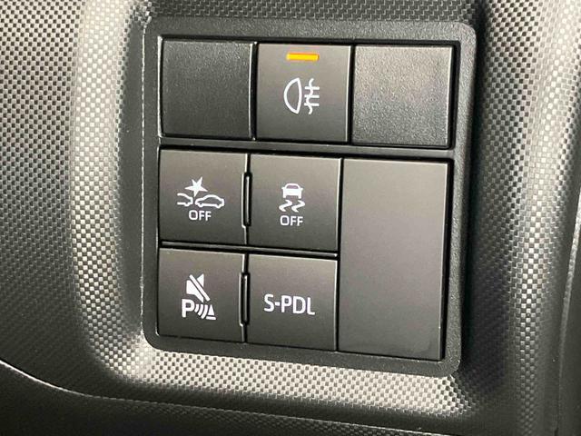Daihatsu Rocky 4