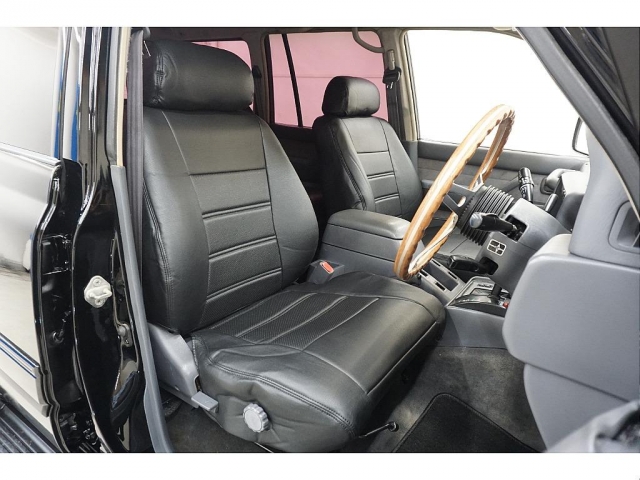 Toyota Land Cruiser 80 8
