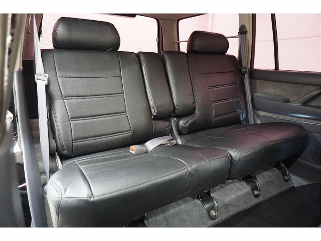 Toyota Land Cruiser 80 9