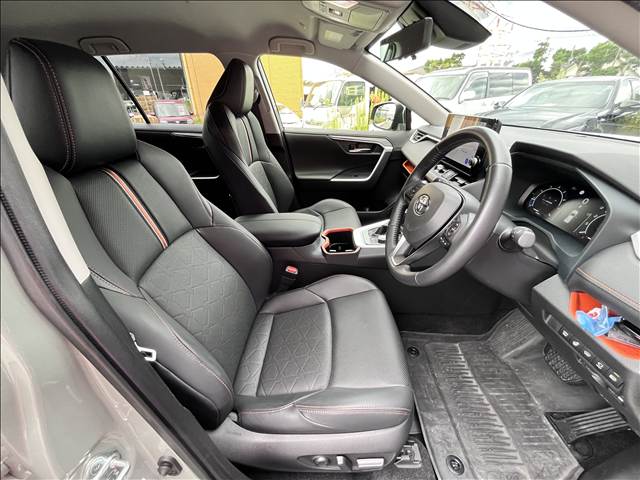 Toyota RAV4 12