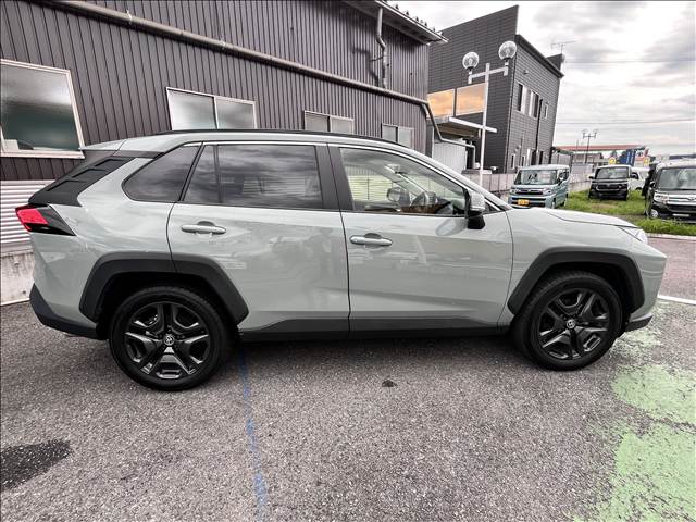 Toyota RAV4 6