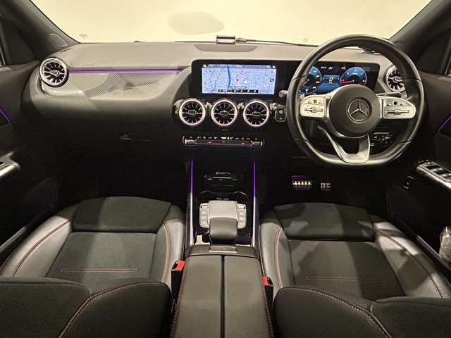 Mercedes-Benz GLA-Class 2
