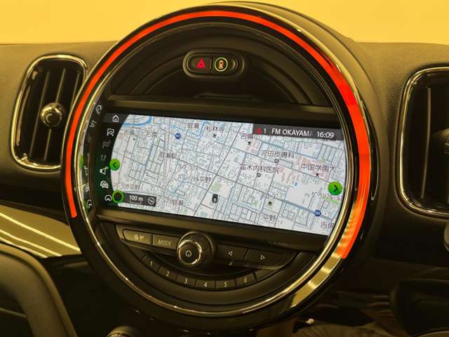 MINI Crossover 10