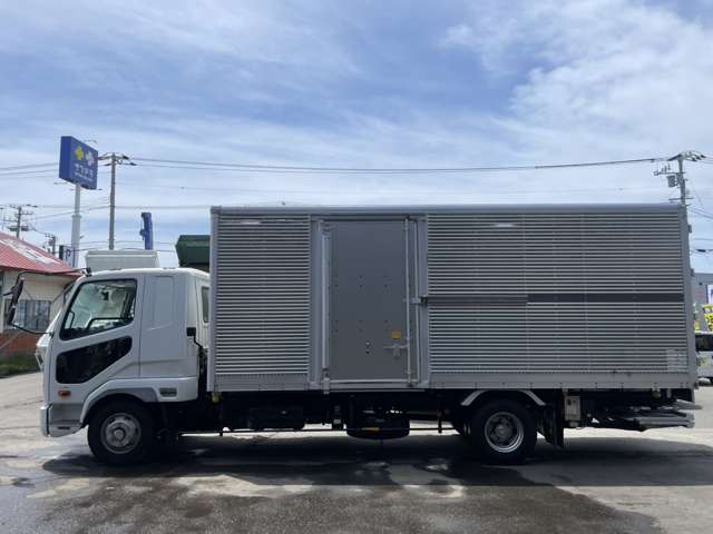 Mitsubishi Fuso Fighter 4