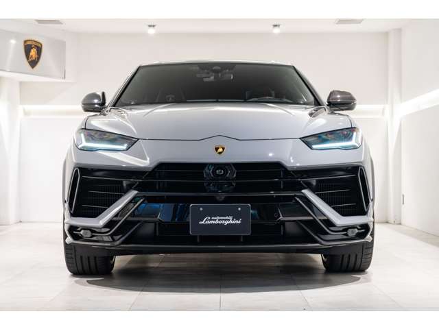 Lamborghini ウルス 6