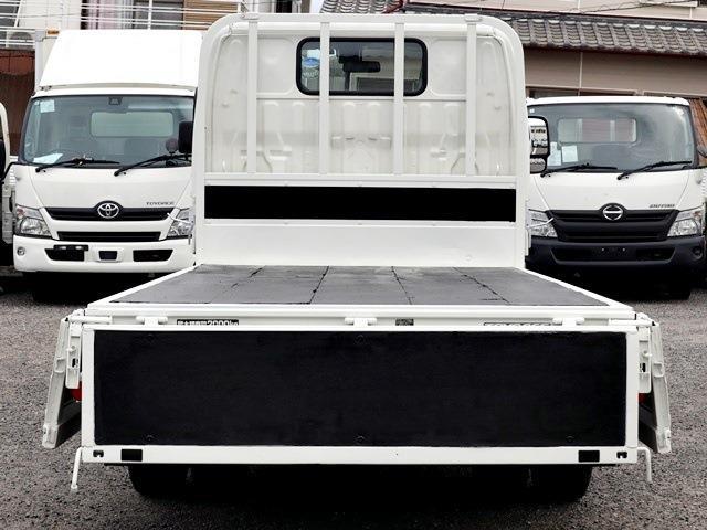 Toyota Toyoace 11