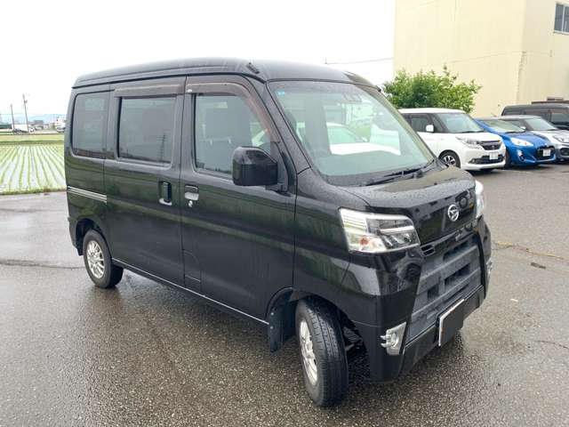 Daihatsu Hijet Cargo 5