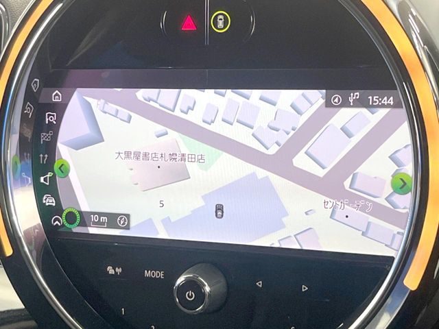 MINI Crossover 8