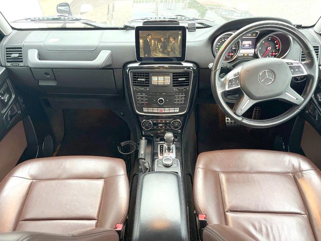 Mercedes-Benz G-Class 2