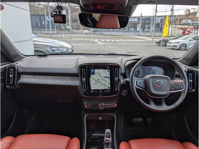 Volvo XC40 11