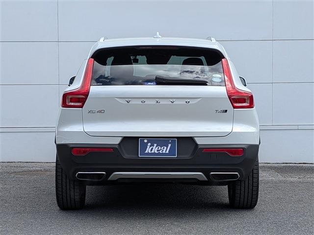 Volvo XC40 6