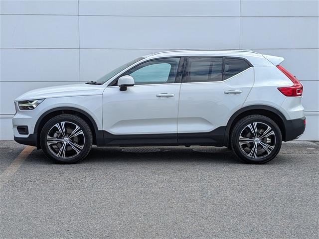 Volvo XC40 8