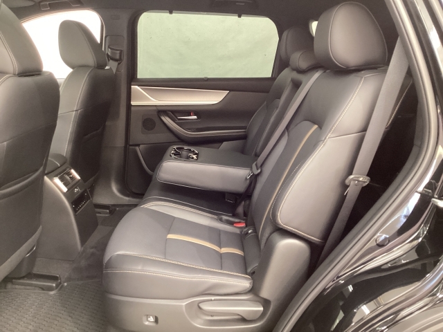 Mazda CX-80 11