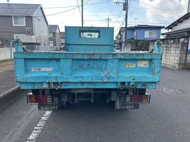 Hino Dutro 3