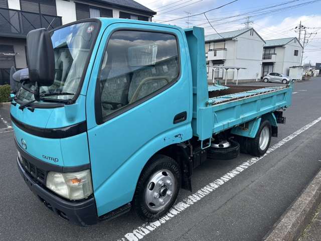 Hino Dutro 6