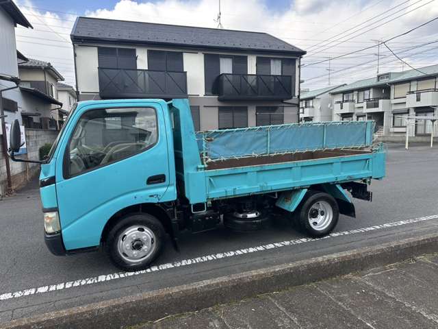 Hino Dutro 7