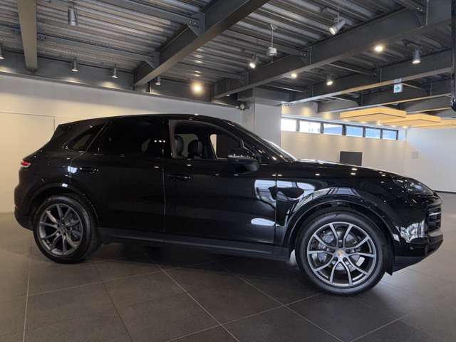 Porsche Cayenne 12