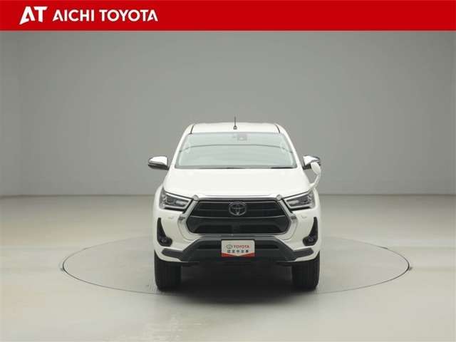 Toyota Hilux 9