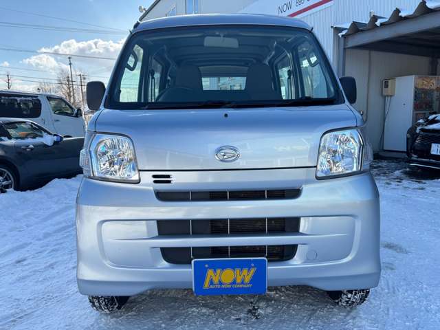 Daihatsu Hijet Cargo 2
