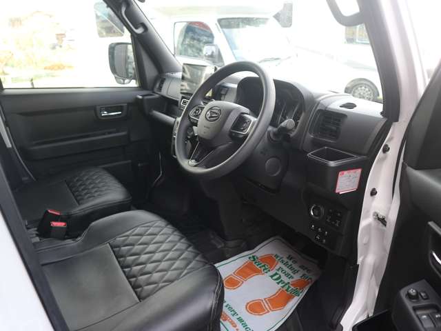 Daihatsu Atrai 13
