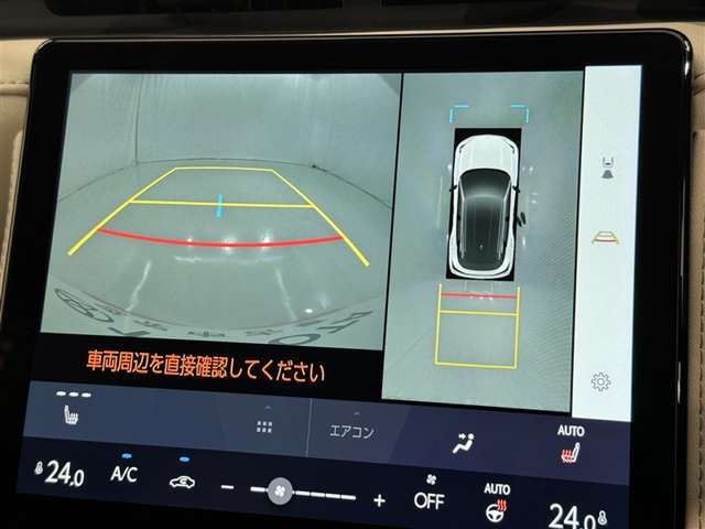 Lexus LBX 11