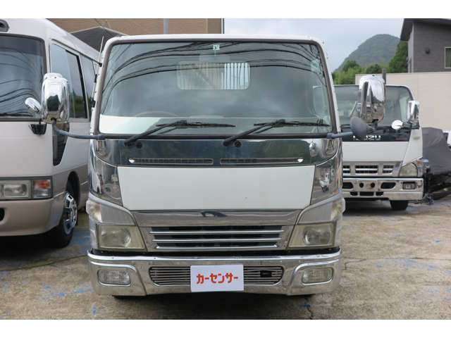 Mitsubishi Fuso Canter 2