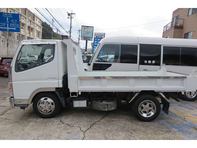 Mitsubishi Fuso Canter 4