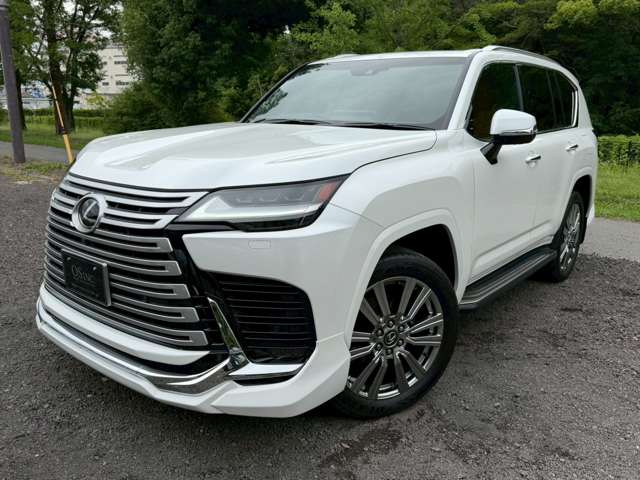 Lexus LX 9