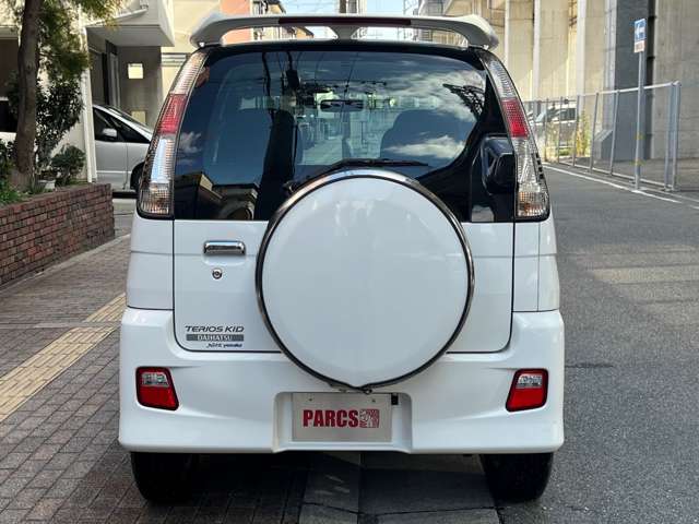 Daihatsu Terios Kid 4
