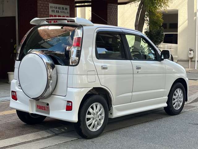 Daihatsu Terios Kid 8