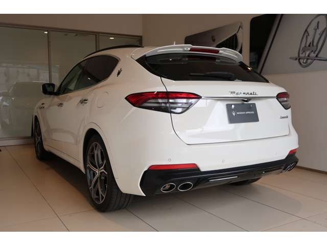 Maserati Levante 11
