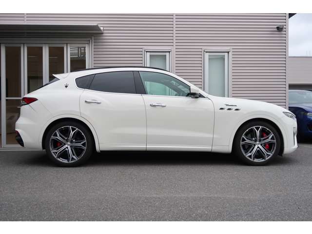 Maserati Levante 12