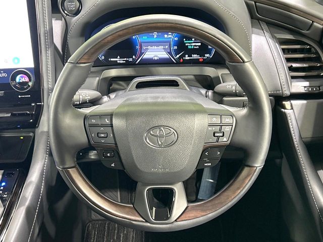 Toyota Alphard 12