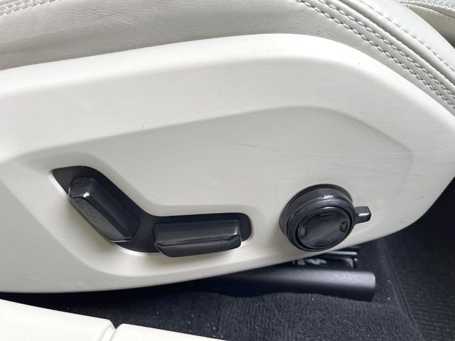 Volvo V90 Cross Country 10