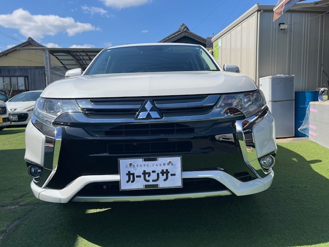 Mitsubishi Outlander PHEV 2