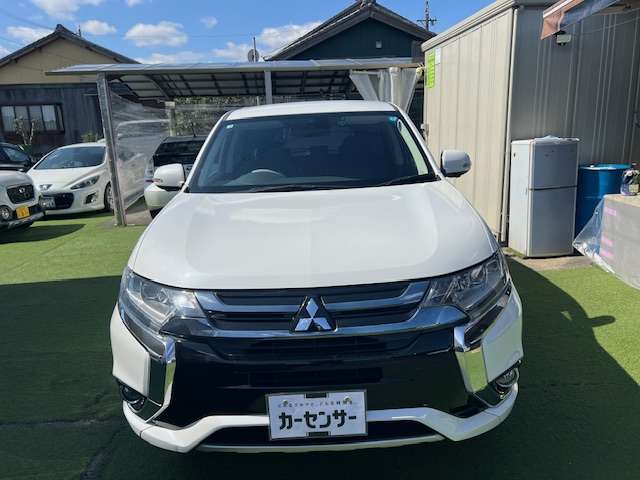 Mitsubishi Outlander PHEV 3