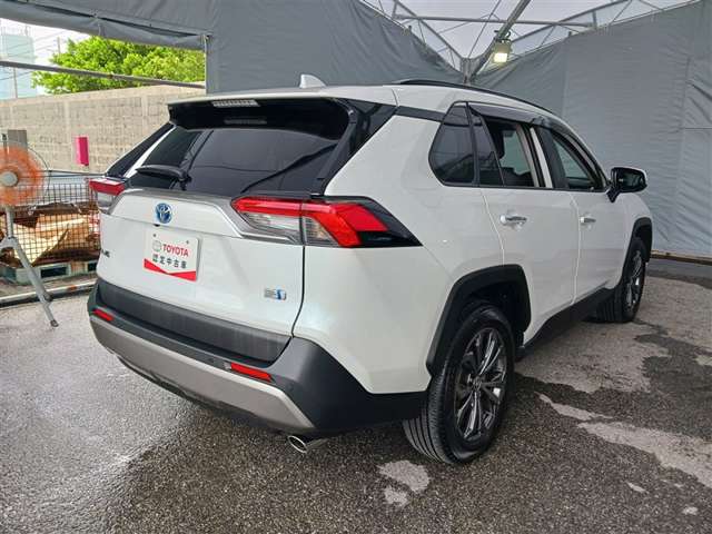 Toyota RAV4 6
