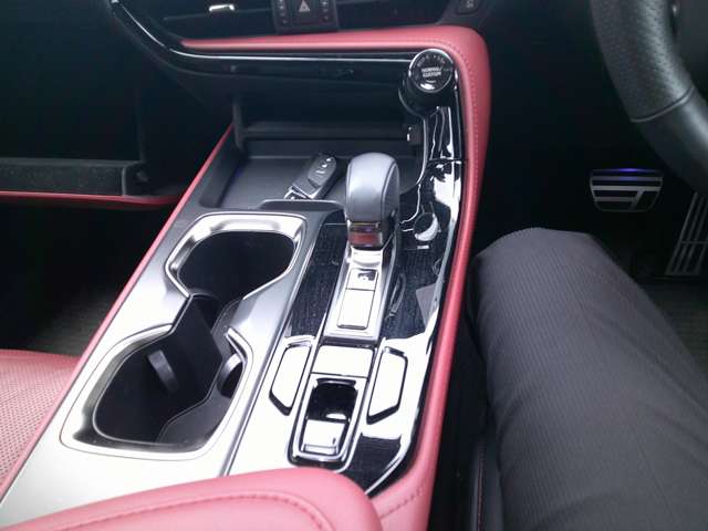Lexus NX 9