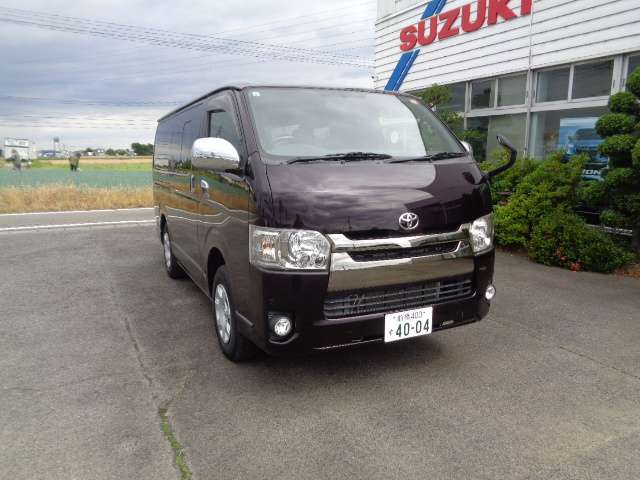 Toyota Regius Ace 2