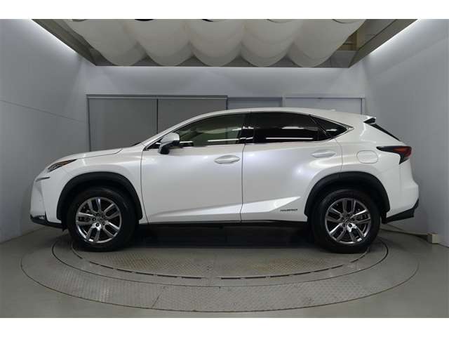 Lexus NX 2