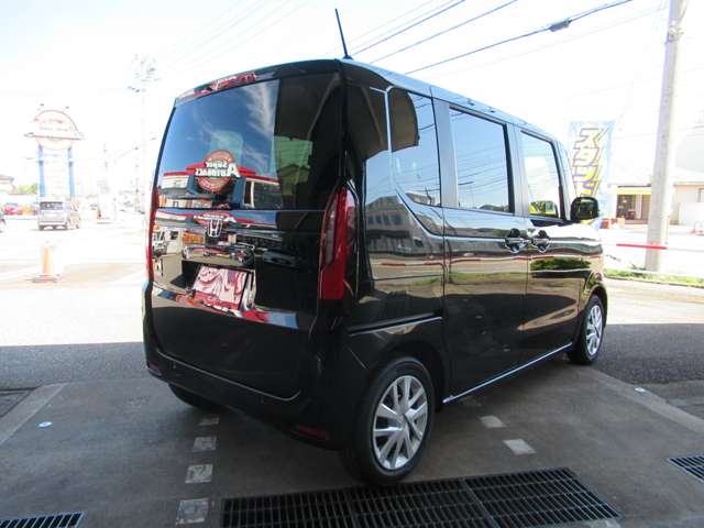 Honda N-BOX 8