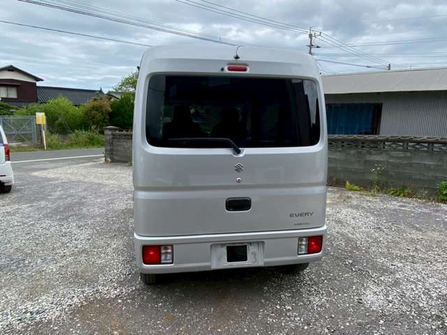 Suzuki Every 9