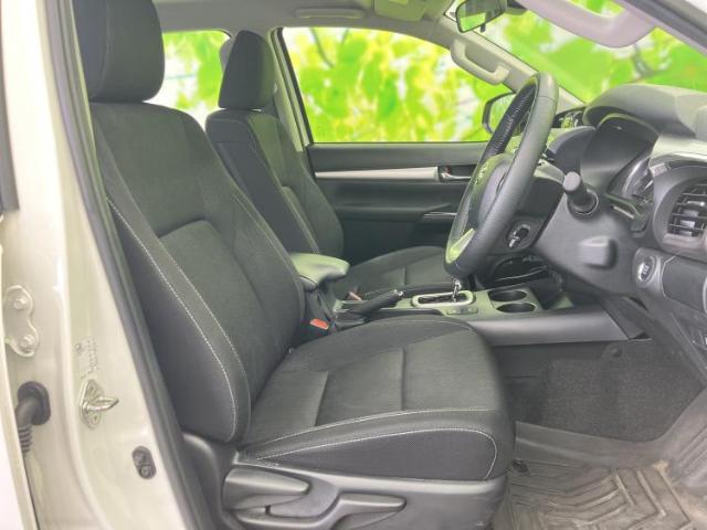 Toyota Hilux 2