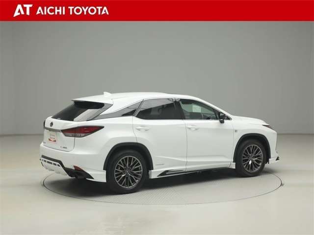 Lexus RX 6